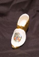 Porcelain Gold Ladislav Shoe With Courting Couple 3.5