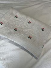 Vintage Bates blanket bedspread Rare 50’s Cotton Full Tiny Pink Roses 82x96 Asis picture