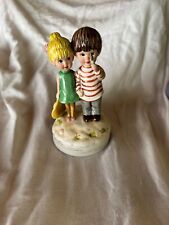 Vintage Moppets Figurine Sweetheart Boy & Girl Holding Hands Fran Mar 1971 picture