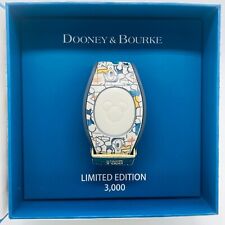 2022 Disney Parks Donald Duck MagicBand Dooney & Bourke LE3000 New Unlinked picture
