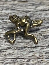 ADORABLE TINY FROG ON A LILY PAD Vintage , Pin Button Tie Tack Hat Lapel picture