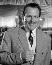 Terry-Thomas with his rakish smile in School For Scoundrels 5x7 photo inch  picture