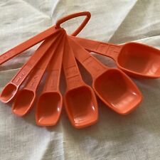 Vintage Tupperware Measuring Spoons w/ ring Set of 7 Harvest Orange picture