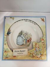VTG NEW 1992 WEDGWOOD PETER RABBIT CAKE PLATE   Beatrix Potter picture