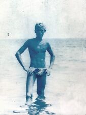 1960s Young Muscular Shirtless Man Beefcake Bulge Trunks Gay Int VINT B&W PHOTO picture