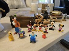 Disney character set  picture