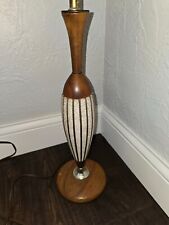 Vtg MCM Wood Neck Ceramic Table Lamp Beige Walnut ? Base picture
