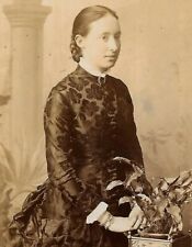 Victorian CDV Photo Pretty Woman Fashion Abel Lewis Douglas Isle Of Man 1883 picture
