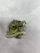 Disney Magical Musical Moments Pin #82 The World Owes Me A Living Silly Symphony picture