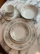 WADE DIANE FINE PORCELAIN CHINA 6 PIECE PLACE SETTING JAPAN GREY BLUE FLORAL AA picture