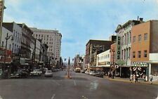 Chatanooga Tennessee~Market Street~Lee's~Gateway Newsstand~1950s Cars~Postcard picture