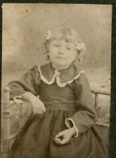 Cabinet Card PHOTO Pretty Young Girl Leaning on Rail Studio Hair Bows ca 1900 picture