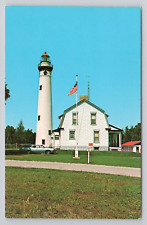 Presque Isle Lighthouse, Presque Isle Michigan Postcard 1993 picture