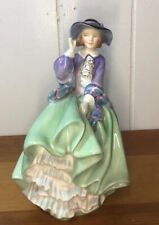 VTG.1937-71),Royal Doulton,England, bone China ,Top o’ the Hill,Figurine,#NK1833 picture
