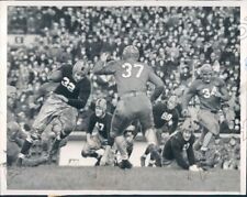 1939 Notre Dame Irish Back Stephenson Rushes Ball VS Smu Mustangs Press Photo picture
