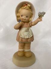 Vintage Memories of Yesterday 1995 Forget Me Not 50006 Girl in a Bonnet picture