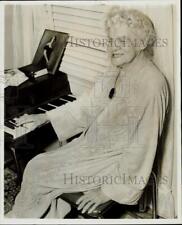 1960 Press Photo Helen Lemmel, Composer of Hymns & Retired Voice Teacher picture
