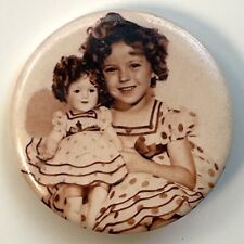 Vintage late 70s early 80s SHIRLEY TEMPLE pin retro button doll badge film star picture