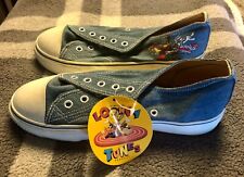 Looney Tunes Vintage 1993 Shoes - No Laces picture