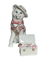 LENOX A PERFECT DAY FOR A PICNIC Kitty Cat sculpture Kitten Mint - NO BOX picture
