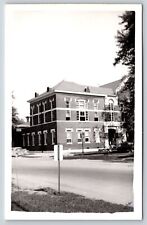 Carmi Illinois~Edge of Romanesque White County Court House~1940s Cars RPPC picture