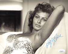 SOPHIA LOREN HAND SIGNED 8x10 PHOTO      GORGEOUS+VERY SEXY POSE       JSA picture