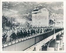 1939 Press Photo Singalese Troops March Across Bridge Toulon France WWII picture