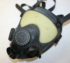 Small Polish Military Gas Mask Chemical Nuclear Biological NBC MP5 40mm NATO picture
