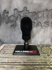 Halloween Ends Michael Myers Mask Stand Display Movie Prop Collectible Display picture
