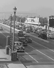 Chicago, Illinois traffic on North Shore Blvd. Vintage Old Photo 8.5x11 Reprints picture