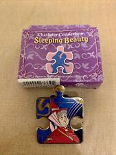 Disney Sleeping Beauty Character Connection Puzzle Flora Fairy LE1100 Pin picture
