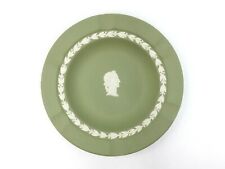 VINTAGE GREEN WEDGEWOOD JASPERWARE PLATE DISH W/JULIUS CAESAR'S HEAD ~ ENGLAND picture