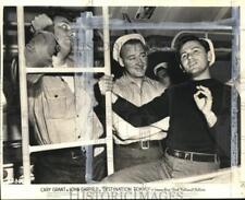 1944 Press Photo Cary Grant, Tom Tully & John Garfield in 