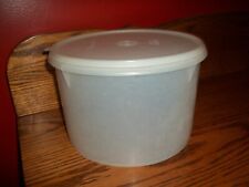 Tupperware Sheer Econo Canister 267-4 & Lid 230-20-Very nice-Ships FREE picture