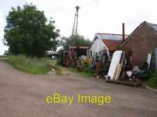 Photo 6x4 Heasley Manor Farm Arreton A collecting point for lots of old m c2007 picture