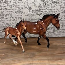 Breyer Model Horse Glossy GG Valentine and Heartbreaker Set picture