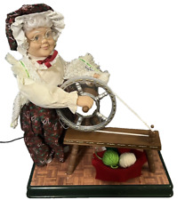 Animated Mrs. Santa Claus VIDEO at the spinning wheel Works Christmas Electric picture