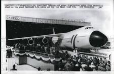 1968 Press Photo Pres Johnson & Lockheed C5A Galy plane at Marietta, Ga picture
