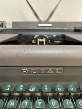 Vintage Royal Typewriter Quiet De Luxe Portable picture
