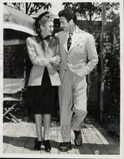 1941 Press Photo Actors Constance Bennett & Gilbert Roland Elope, Beverly Hills picture