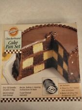 Wilton CHECKERBOARD CAKE PAN SET-3 ROUND NON-STICK PANS & BATTER RING Never Used picture