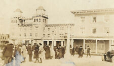 1910 seaside OR crowds on street casino hotel @background OREGON rppc real photo picture