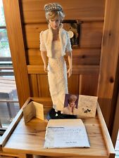 New Franklin Mint Diana, Princess of Wales - Porcelain Portrait Doll Pearl Dress picture