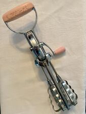 Vintage Ekco Flint Best Manual Egg Beater Mixer Stainless Wavy Blade Pink Handle picture