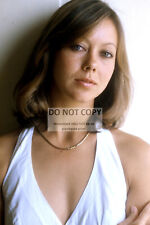 JENNY AGUTTER BRITISH ACTRESS PIN UP - *8X12* PUBLICITY PHOTO (BT601) picture