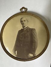 Antique Tintype Medallion Frame Columbia Portrait Co. Chicago, 1800s Tintype Pic picture