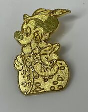 Hong Kong Disneyland Mickey Mouse Peter Pan Cork Chaser HKDL Gold Tone Pin picture