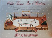 2003 Mr. Christmas Old Time Ice Skaters Nottingham Fair Motion Music Lights Work picture