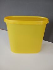 New Tupperware 1613 Modular Mate Storage Container 7.25 Cups With Lid Yellow picture