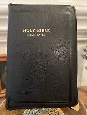 HOLY BIBLE Vintage 60’s World Publishing ZIPPER CLOSURE Compact KJV picture